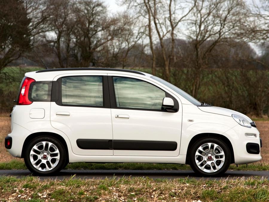  Fiat Panda 2012 года  (UK) (фото 2 из 125)
